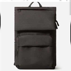 Everlane ReNew Transit Backpack black EUC